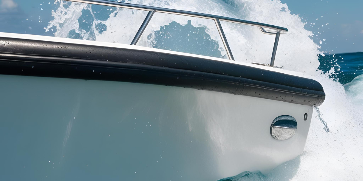 Water hitting on Gunwale rubber